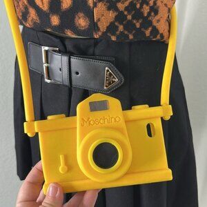 Moschino Barbie Yellow Camera Crossbody Phone Carrying Case Bag 15 Runway